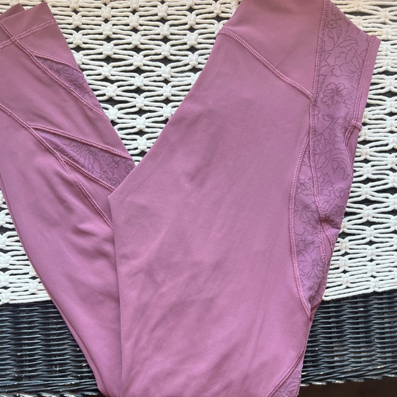 Lululemon Mauve Lace Leggings - Picture 5 of 5